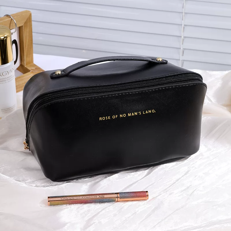 Cosmetic Travel Essential Pouch / Bag( 1pc )