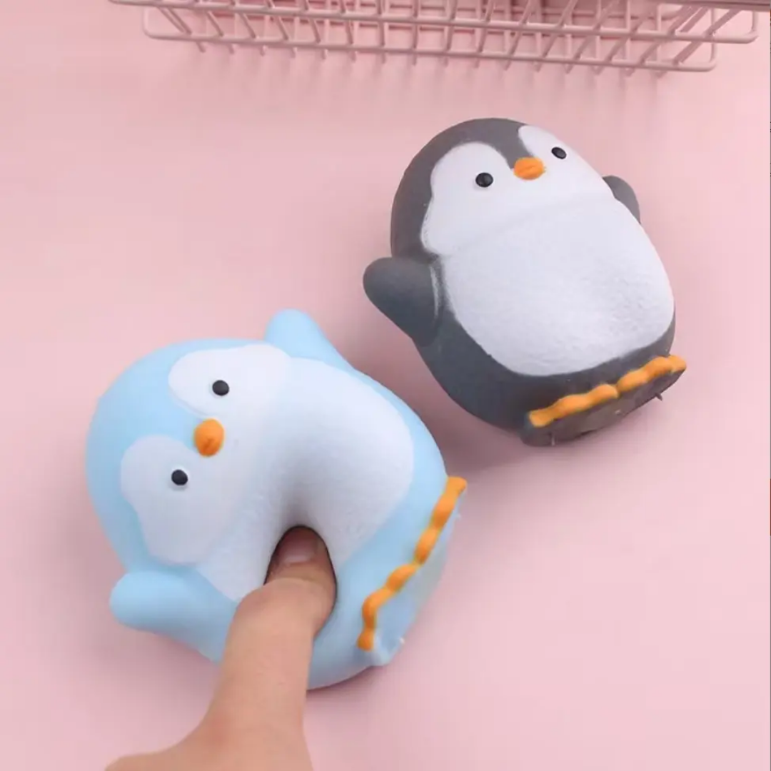 Penguin Squishy Toy ( 1pc )