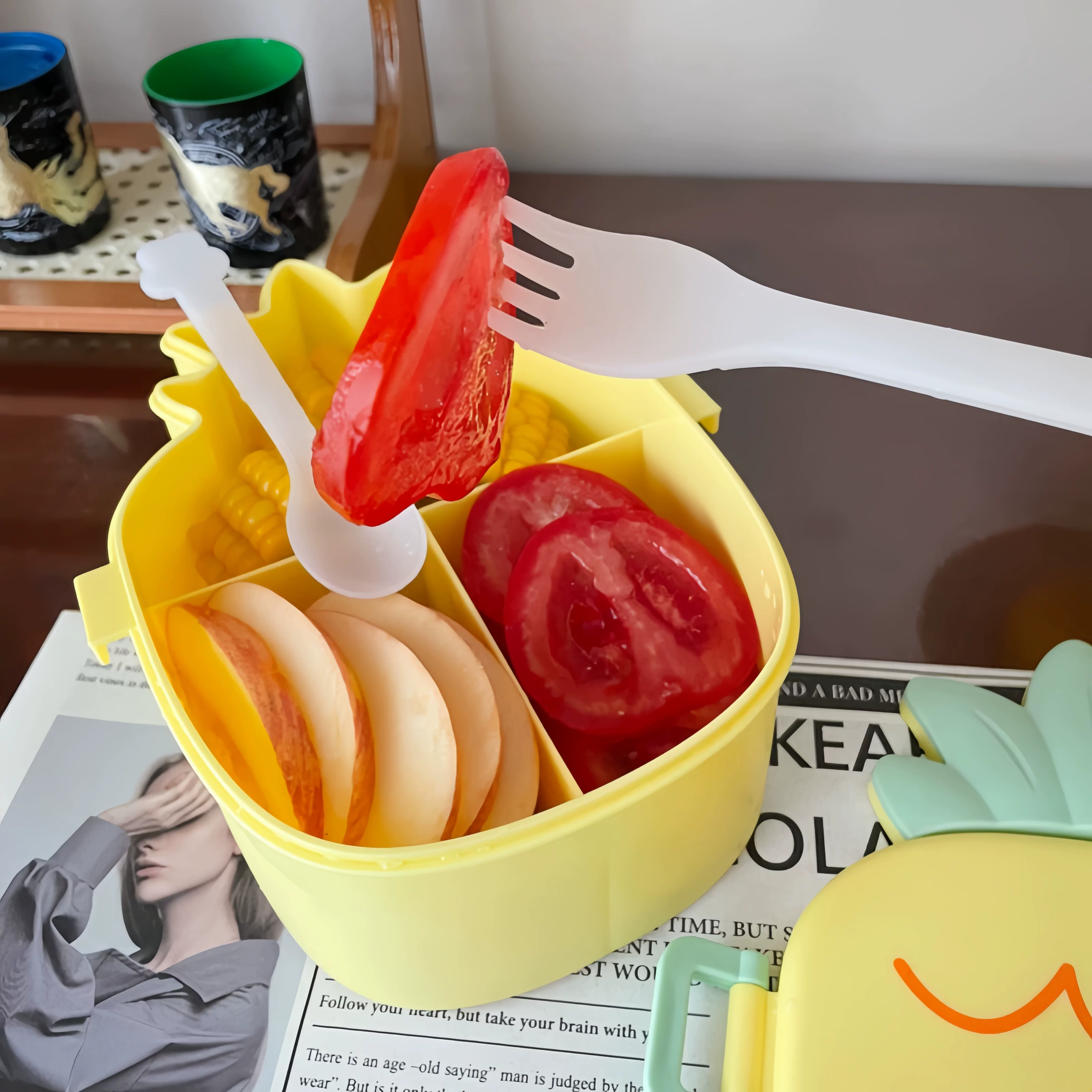 Strawberry Pineapple Snack Lunch Bento Box ( 1pc )