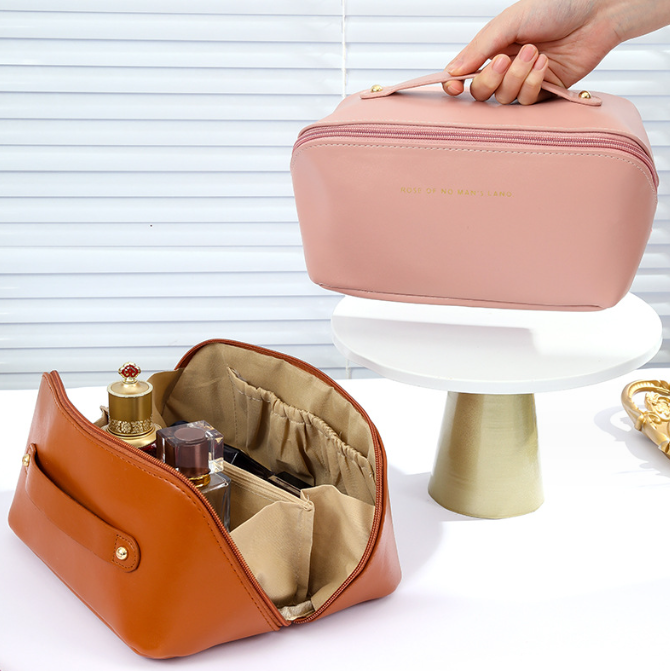 Cosmetic Travel Essential Pouch / Bag( 1pc )