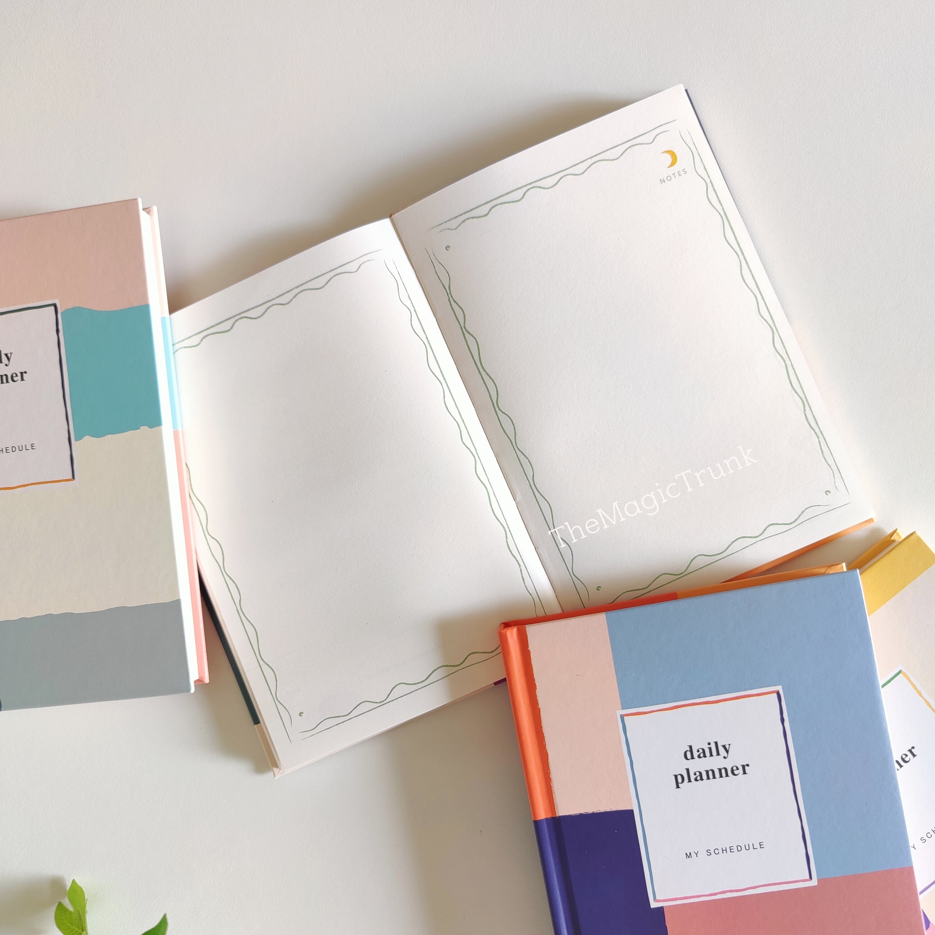 Aesthetic Daily Weekly Planner Notebook Diary ( 1pc )